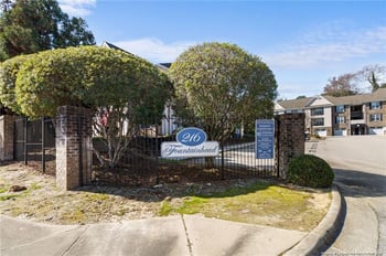 208 Fountainhead Ln #108, Fayetteville, NC 28301