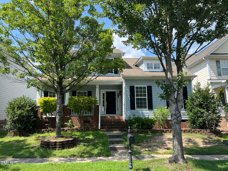 208 Frances Green Ln, Cary, NC 27519