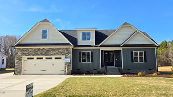 208 Freedom Rdg Dr, Smithfield, NC 27577