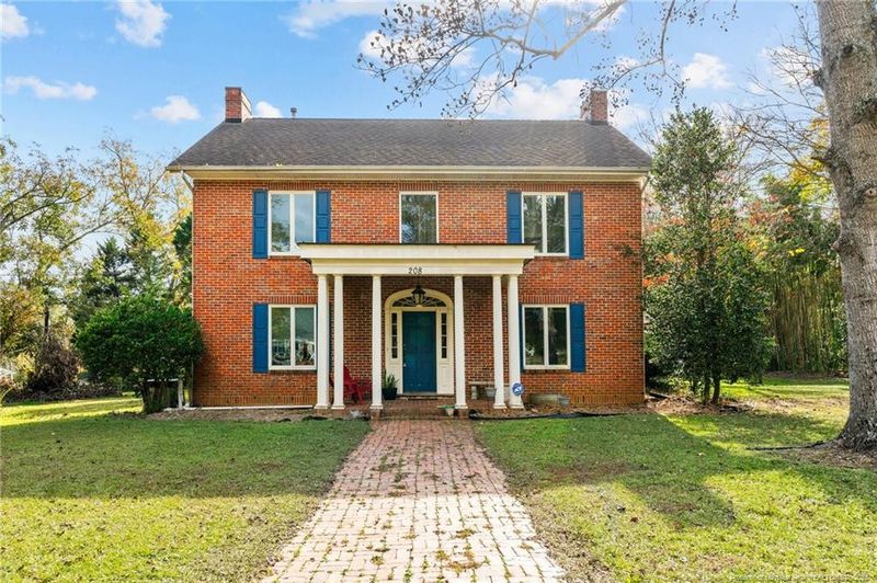 208 E Front St, Lillington, NC 27546