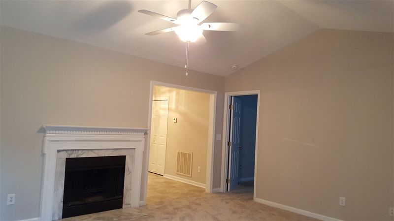 208 Garrison Ave, Clayton, NC 27520