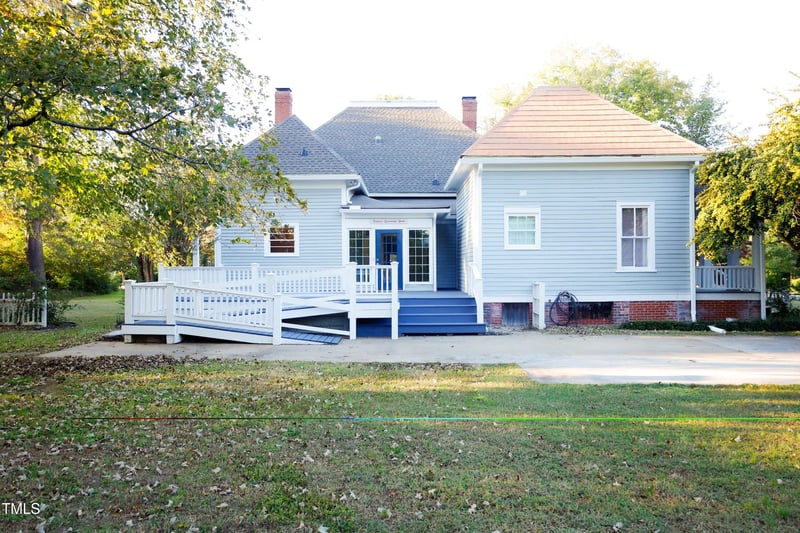 208 Glenn St, Franklinton, NC 27525