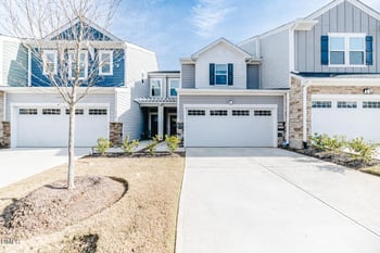 208 Golden Gate Ln, Chapel Hill, NC 27516