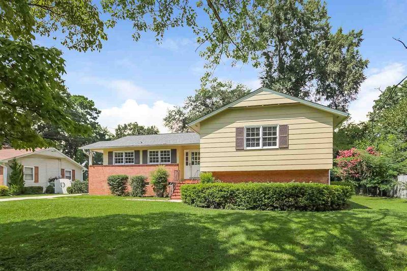 208 Gordon St, Cary, NC 27511