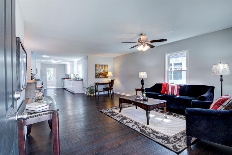 208 N Graham St, Chapel Hill, NC 27516