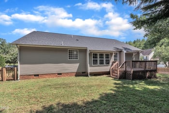 208 Grassy Meadow Rd, Holly Springs, NC 27540