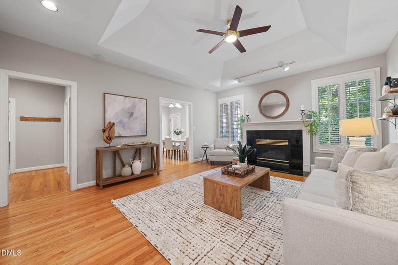 208 Highlands Lake Dr, Cary, NC 27518
