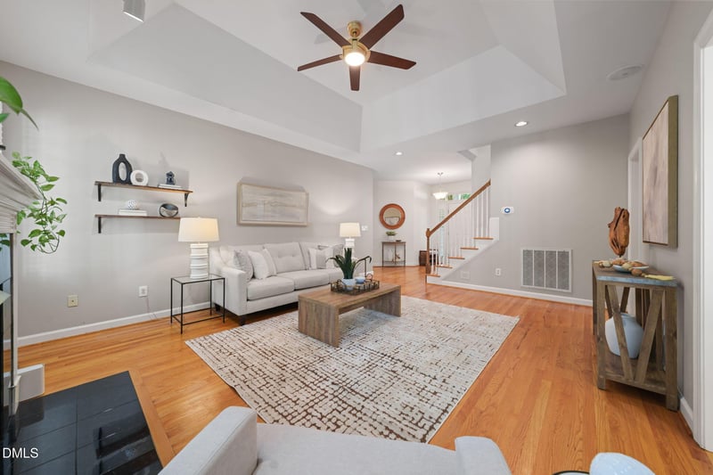208 Highlands Lake Dr, Cary, NC 27518