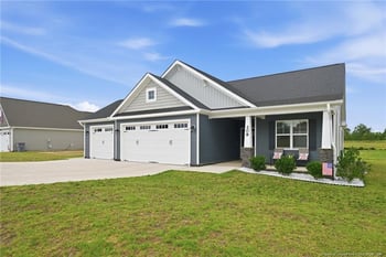 208 Hillwood Dr, Sanford, NC 27332