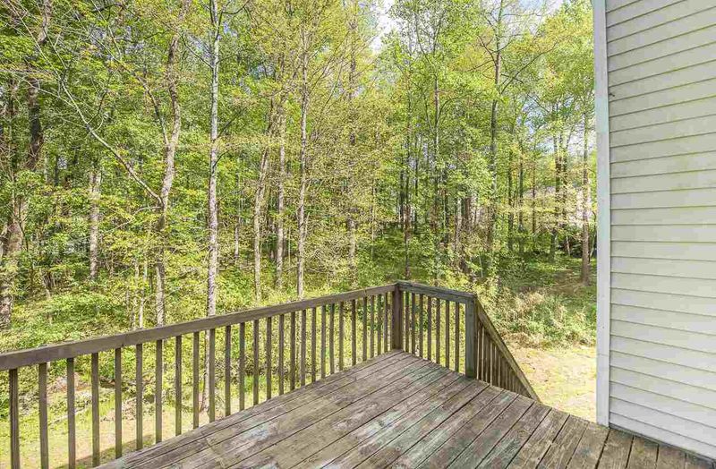 208 Hocutt Dr, Clayton, NC 27520