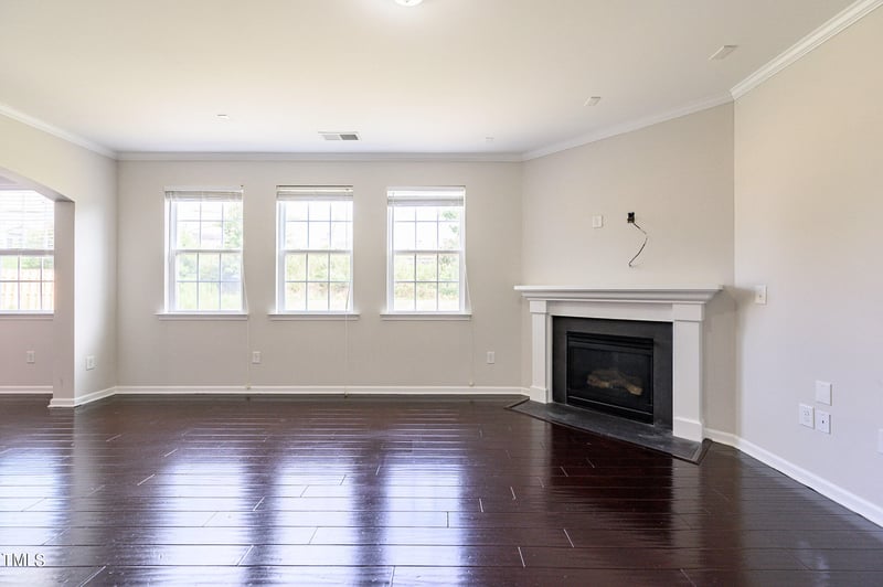 208 Holly Blossom Dr, Durham, NC 27703