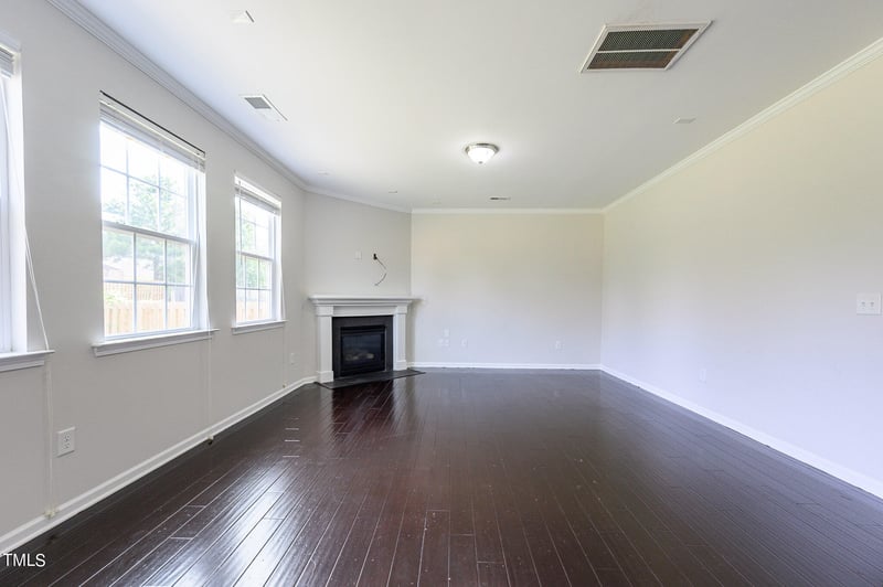 208 Holly Blossom Dr, Durham, NC 27703