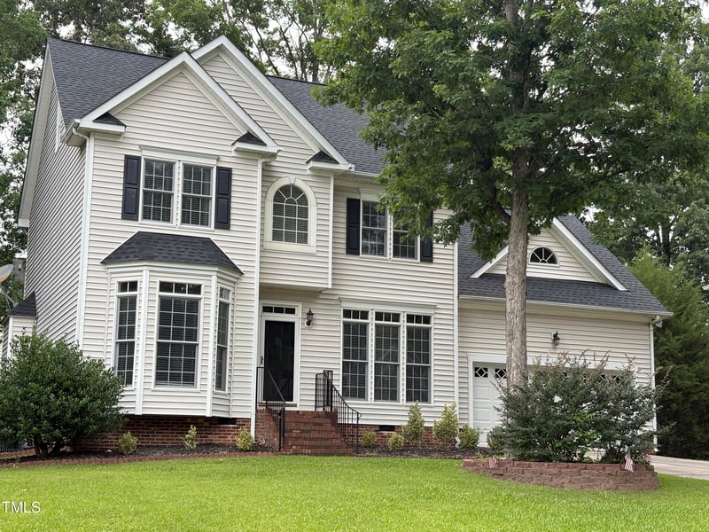 208 Holly Green Ln, Holly Springs, NC 27540