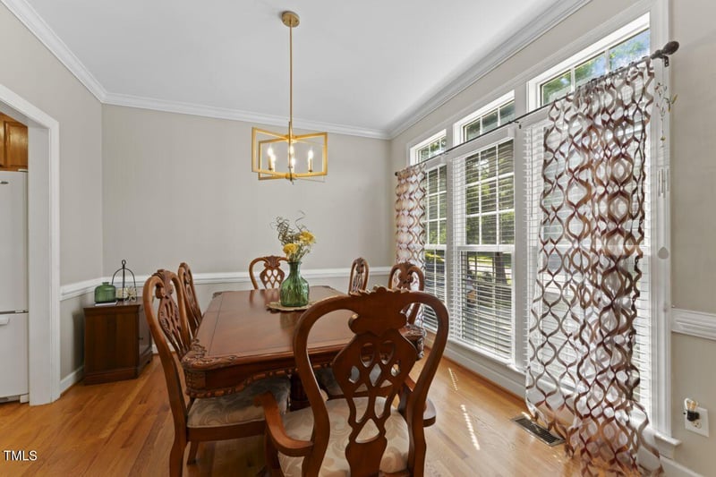 208 Holly Green Ln, Holly Springs, NC 27540