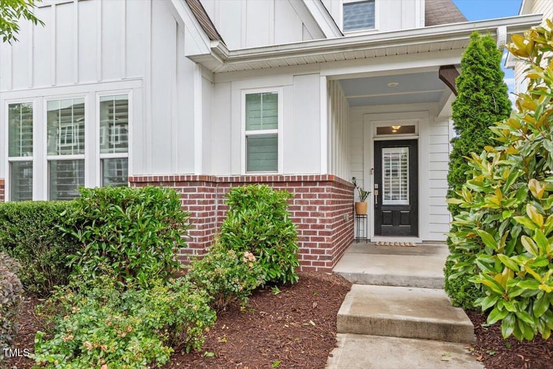 208 Jones Hill Rd, Holly Springs, NC 27540