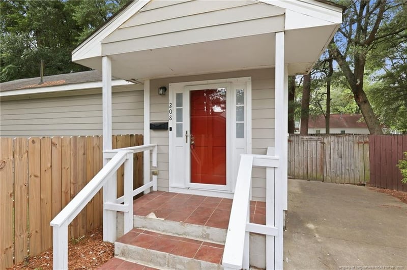 208 Judd St, Fayetteville, NC 28305