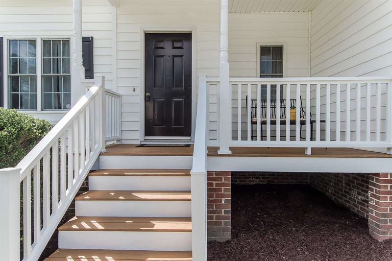 208 Kelly West Dr, Apex, NC 27502
