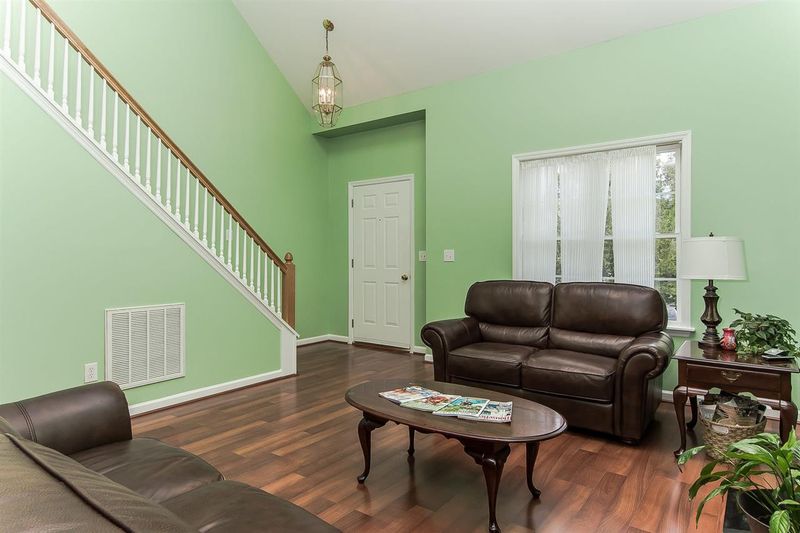 208 Kelly West Dr, Apex, NC 27502