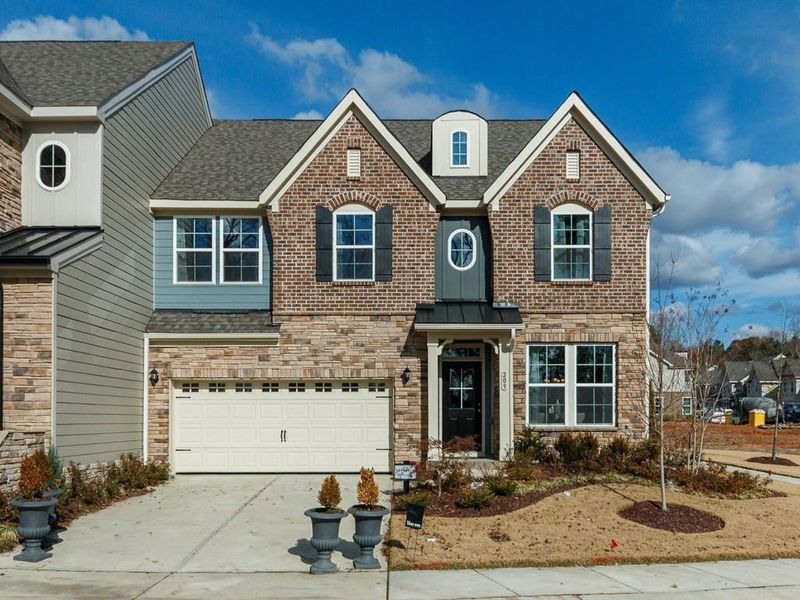208 Kentigern Dr #32, Raleigh, NC 27606