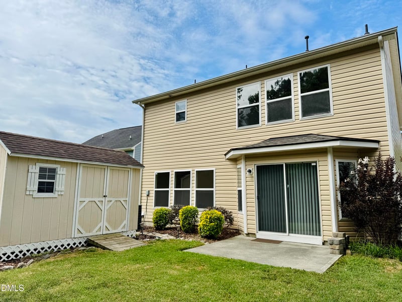 208 Knightwood Dr, Durham, NC 27703