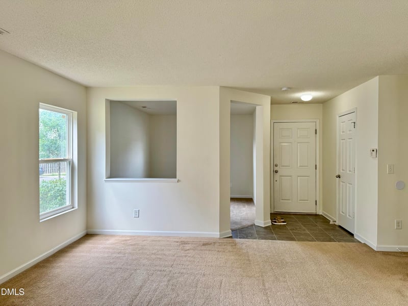 208 Knightwood Dr, Durham, NC 27703