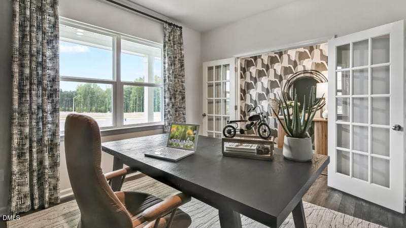 208 Lightfoot Ln, Hillsborough, NC 27278