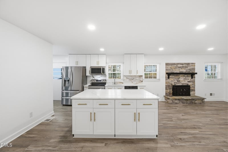 208 Lynnwood Estates Dr, Knightdale, NC 27545