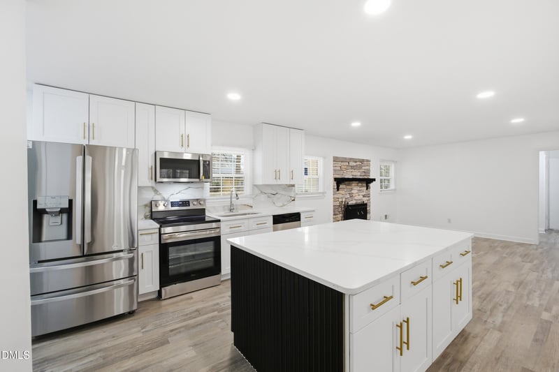 208 Lynnwood Estates Dr, Knightdale, NC 27545