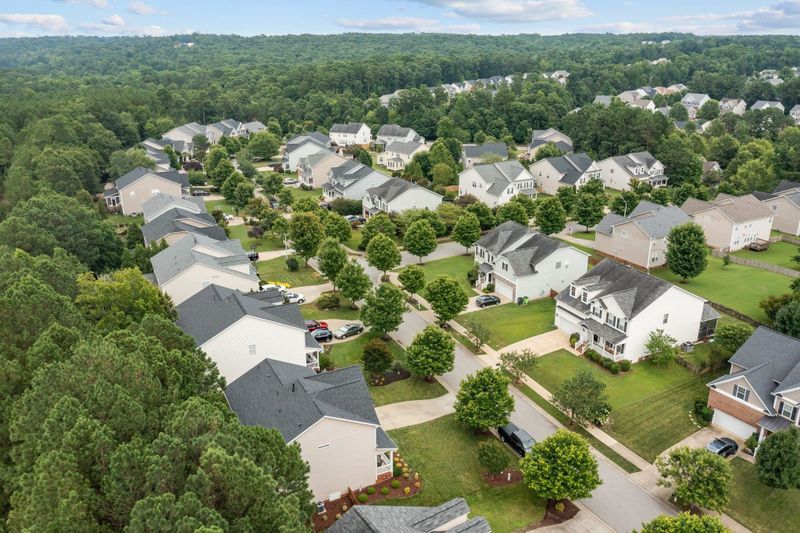 208 Magnolia Meadow Way, Holly Springs, NC 27540