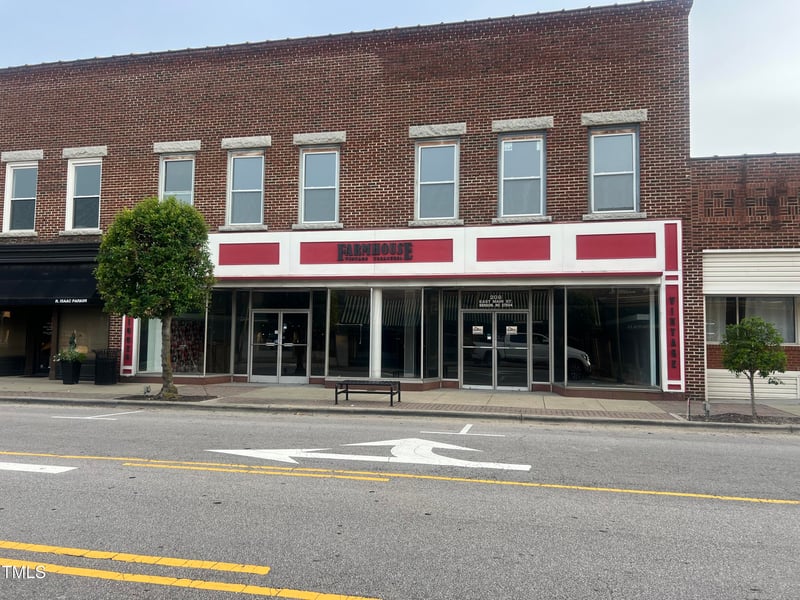 208 Main St, Benson, NC 27504