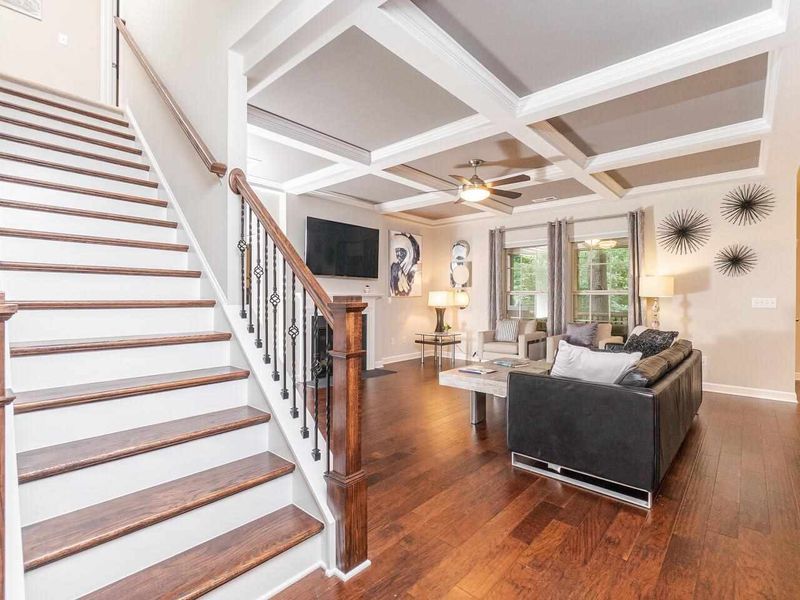 208 Maumee Ct, Cary, NC 27513
