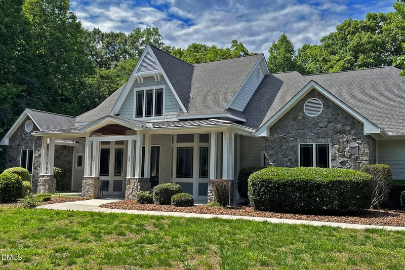 208 Meadow Run Dr, Chapel Hill, NC 27517