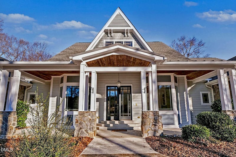 208 Meadow Run Dr, Chapel Hill, NC 27517