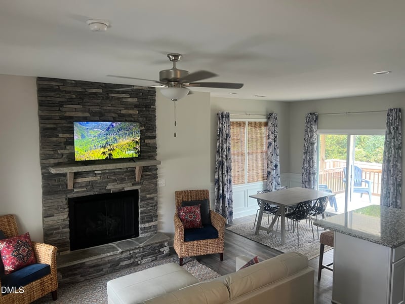 208 Mitchelll Manor Dr, Angier, NC 27501
