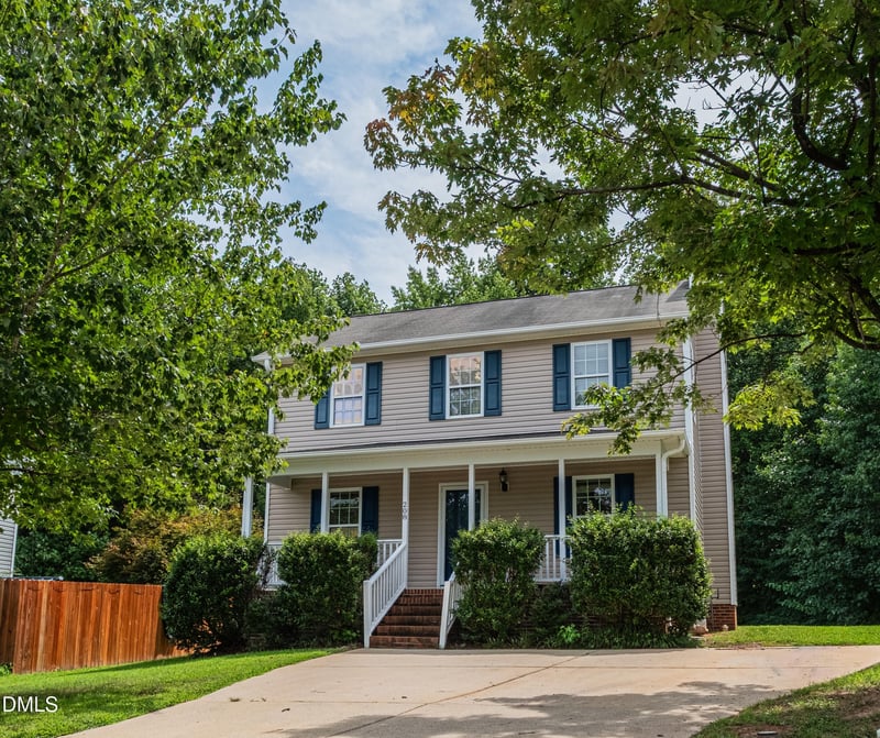 208 Muirfield Ridge Dr, Garner, NC 27529
