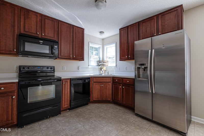 208 Muirfield Ridge Dr, Garner, NC 27529
