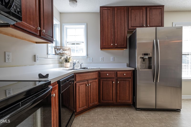 208 Muirfield Ridge Dr, Garner, NC 27529