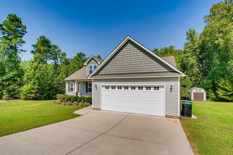 208 Nugget Creek Dr, Clayton, NC 27520