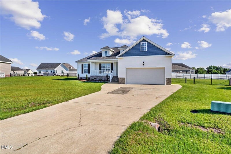 208 Partridge Ln, Goldsboro, NC 27530