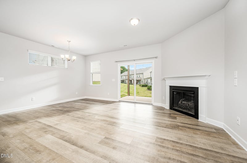 208 Peach Orchard Ct, Mebane, NC 27302