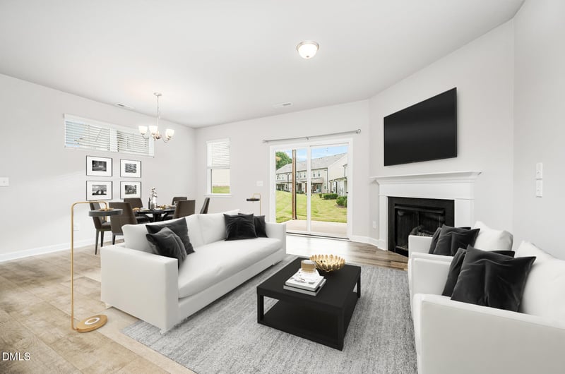 208 Peach Orchard Ct, Mebane, NC 27302