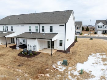 208 Peach Orchard Ct, Mebane, NC 27302