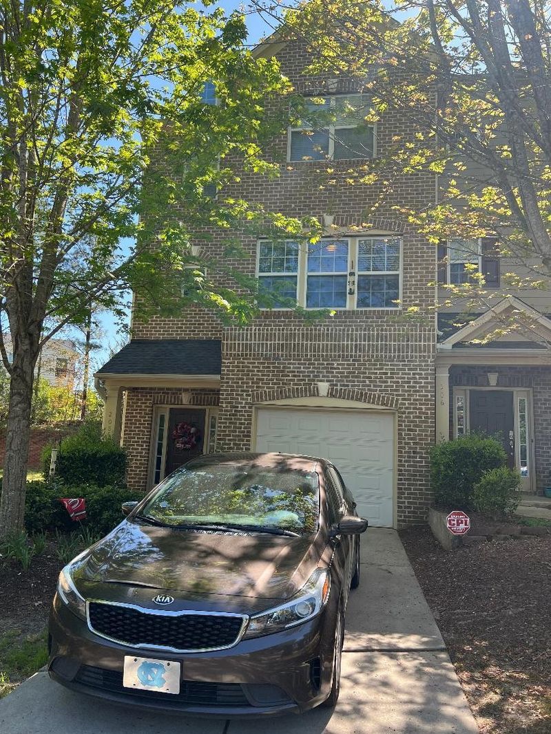 208 Presenteer Trl, Apex, NC 27539