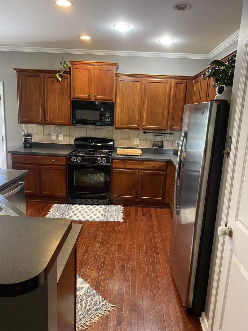 208 Presenteer Trl, Apex, NC 27539