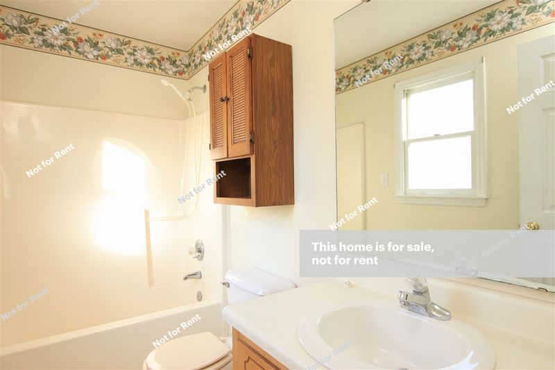 208 Redberry Dr, Wendell, NC 27591