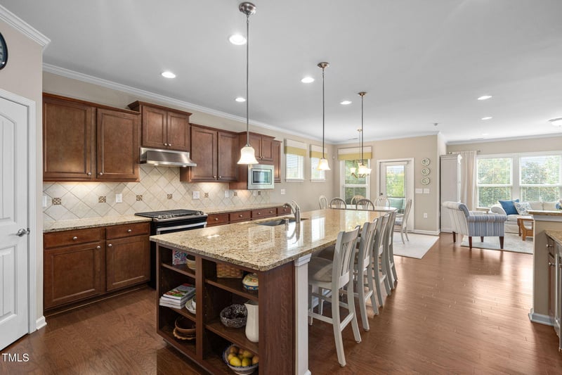 208 Sailfish Ct, Durham, NC 27703