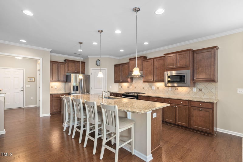 208 Sailfish Ct, Durham, NC 27703