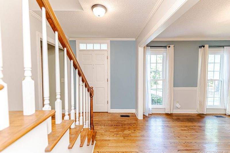 208 Savannah Dr, Sanford, NC 27330