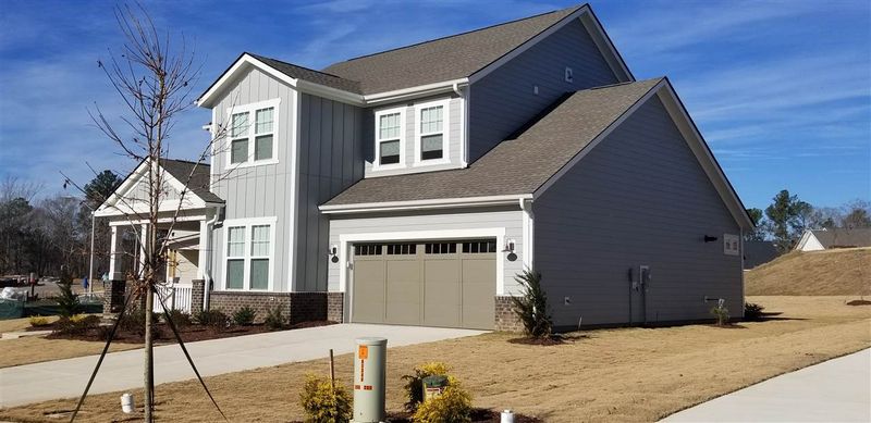 208 Scarlet Tanager Cir, Holly Springs, NC 27540