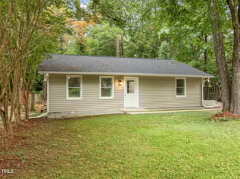 208 Scarlett Dr, Chapel Hill, NC 27517